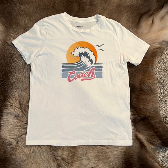 Women’s Coach Short-Sleeved Shirt - Picture 1 of 3